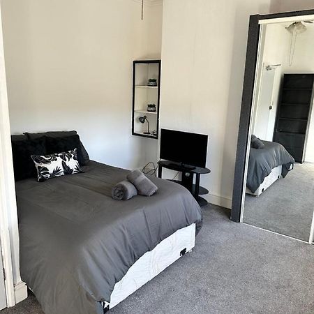 Stoke-on-Trent Tiye Estates Short Stay מראה חיצוני תמונה