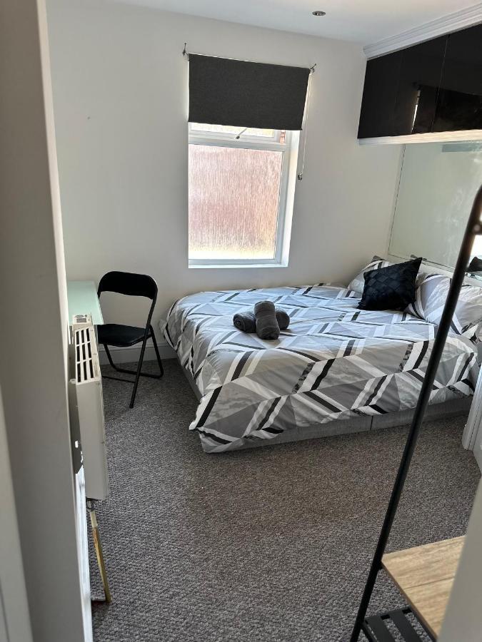 Stoke-on-Trent Tiye Estates Short Stay מראה חיצוני תמונה